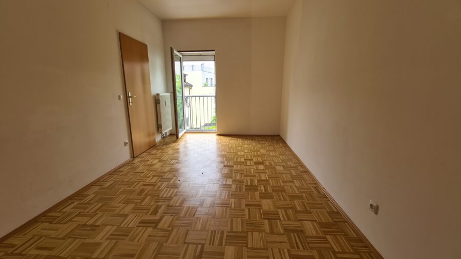 Traumhafte 3 Zimmer Wohnung in der Mansarde ohne Lift ** 1 Monat mietzinsfrei** - 20240610 Schlafzimmer